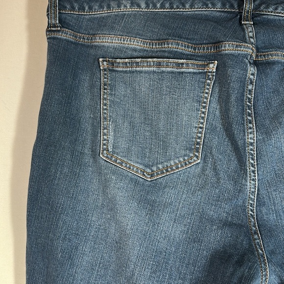 Torrid Blue Lightly Distressed Skinny Jeans 20R - Picture 9 of 12